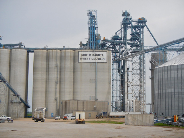 Aberdeen, Dakota du Sud, coopérative South Dakota Wheat Growers, site de stockage de maïs et de soja. Les adhérents se situent dans un rayon de 60 km autour de la coopérative. 