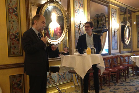 A gauche, Olivier Augeraud, président du réseau Agiragri, a droite, Serge Papin, PDG de système U.