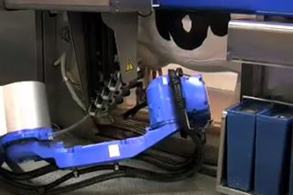 Agromek 2009 - SAC Christensen : un robot doté d’un bras industriel 
